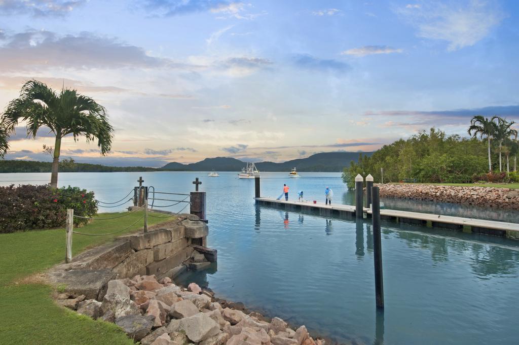 Hinchinbrook Marine Cove Resort Lucinda Exterior photo